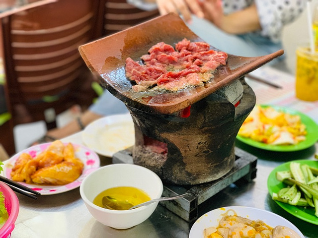 四喜瓦片烤肉加盟