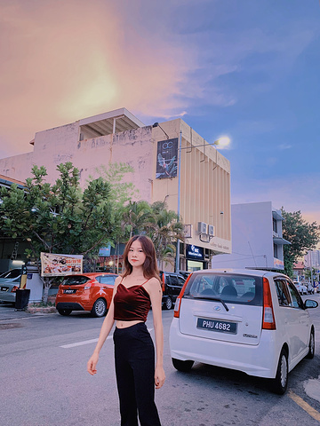 "充满艺术气息的乔治市，色彩斑斓的建筑和网红壁画街，随手一拍都是大片。槟城旅游攻略_槟城"的评论图片