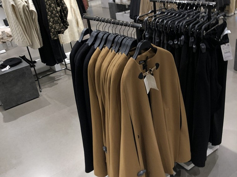 ZARA(万象城店)旅游景点攻略图