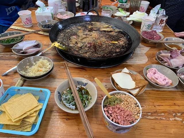 星鸿社重庆老火锅