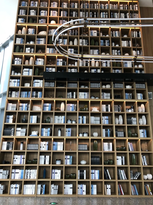 猫的天空之城概念书店(北戴河蔚蓝海岸店)