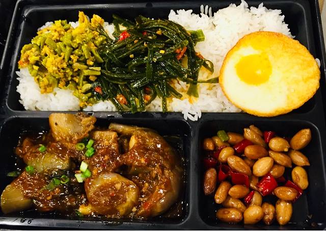 魏家凉皮(西安火车站店)