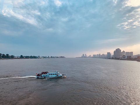 鸭绿江断桥旅游景点图片