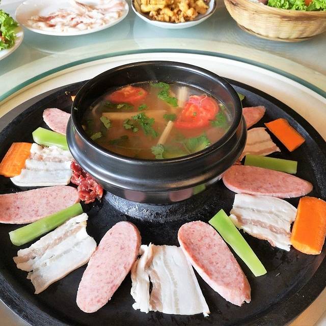 钤膳石锅酸汤(总店)