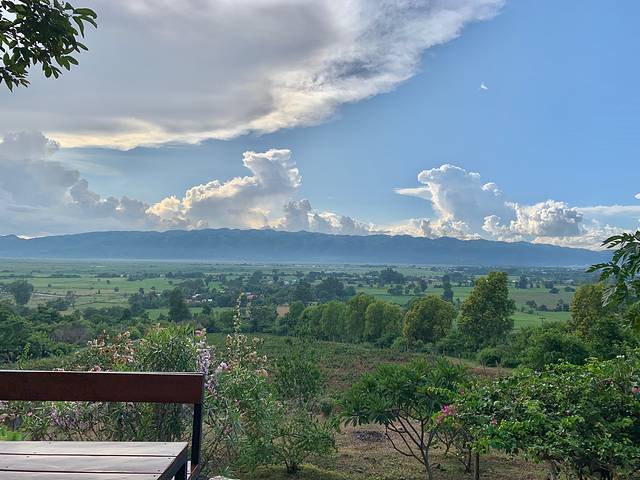 红山葡萄酒庄园