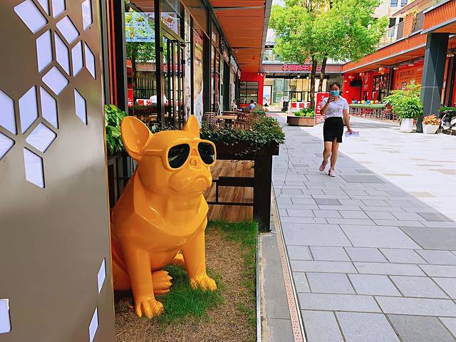 横琴中央汇美食广场