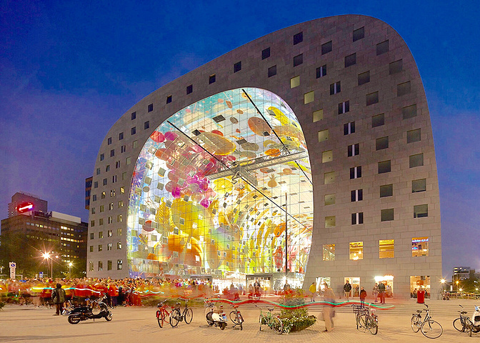 "它的特别之处在于它是全球首例市场与住宅相结合的建筑，也使它成为鹿特丹的新地标_Markthal"的评论图片
