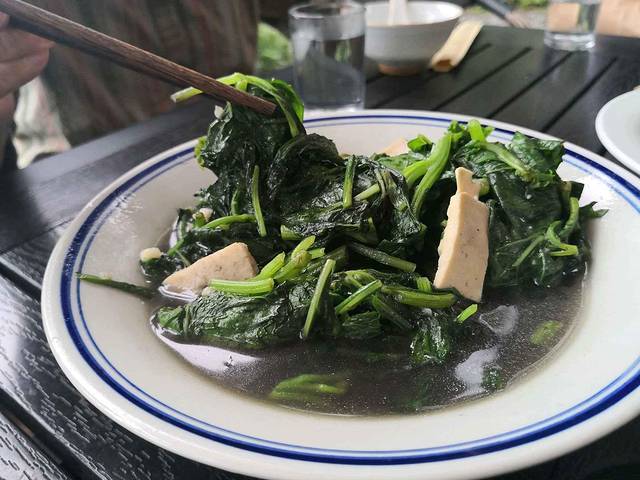 金鱼妈妈 山野·食趣(广场店)