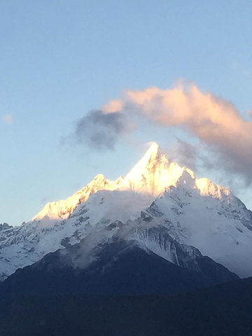 "最高峰卡瓦格博。看到的不是很完美，不管怎么样还是看到了_飞来寺"的评论图片