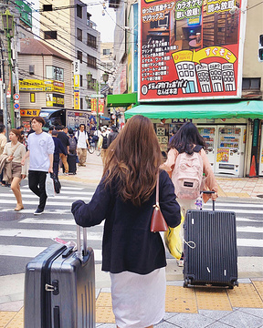 Louis Vuitton(东京表参道店)旅游景点攻略图