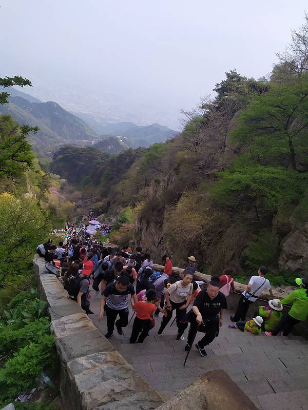 泰山最佳游览路线 de41d2c2208df7f61ecc778e5df476b7.jpg_600x600x70_379d486e.jpg