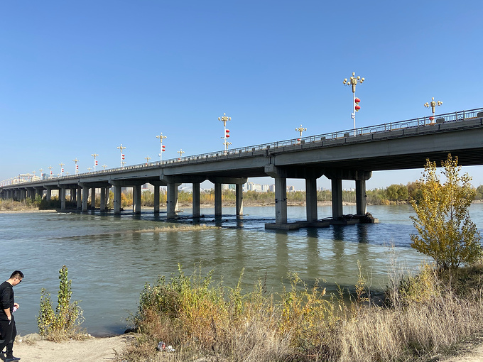 大爱新疆之成都飞新疆伊犁伊宁市