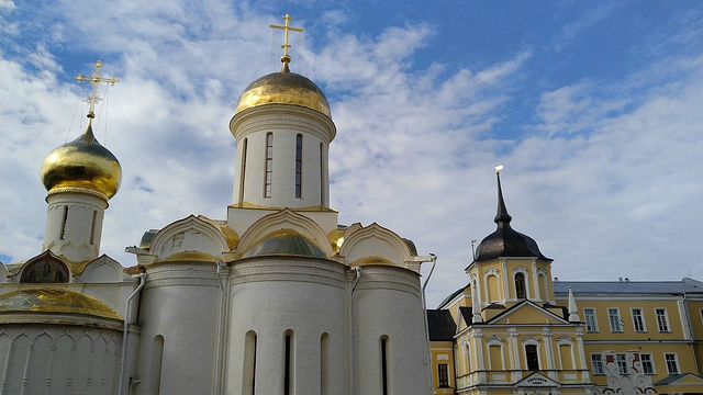 谢尔盖耶夫三一圣大修道院旅游景点图片