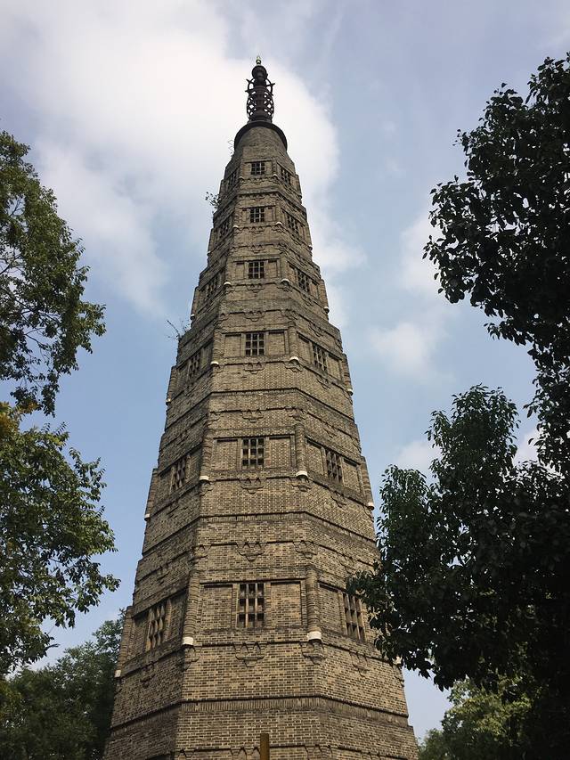 杭州西湖风景名胜区-保俶塔