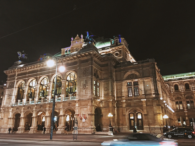 "⚜️奥地利｜维也纳国家歌剧院🎷听一场歌剧视听盛宴📯_维也纳国家歌剧院"的评论图片