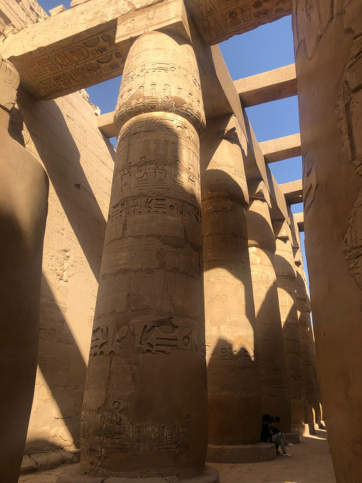 卡尔纳克神庙134根石柱 《尼罗河惨案》拍摄地