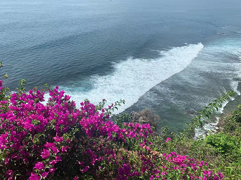 乌鲁瓦图庙旅游景点攻略图