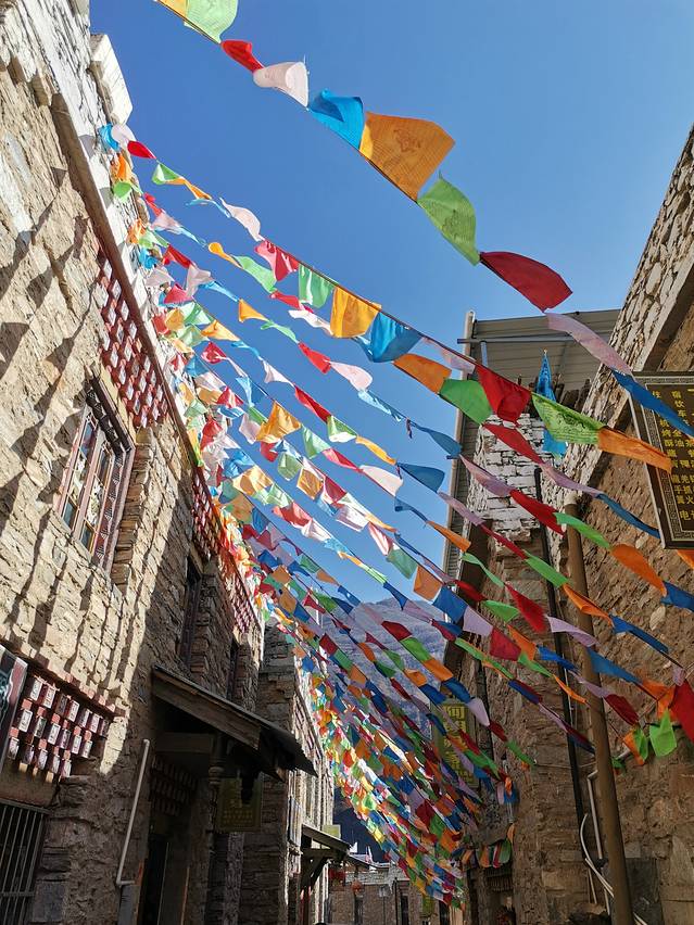 理县甘堡藏寨景区