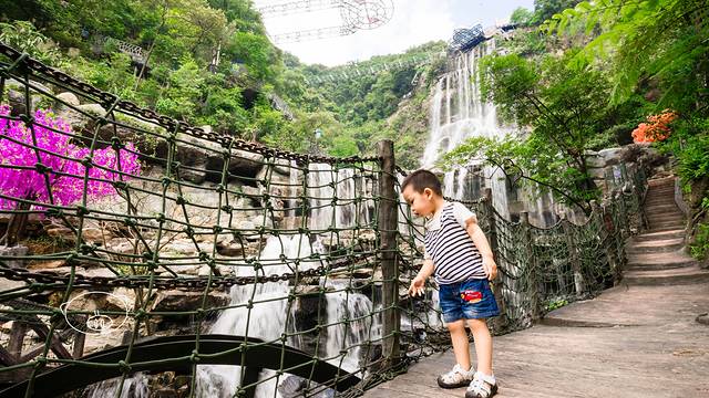 古龙峡大瀑布群