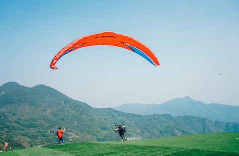 都江堰极速熊猫滑翔伞俱乐部旅游景点攻略图