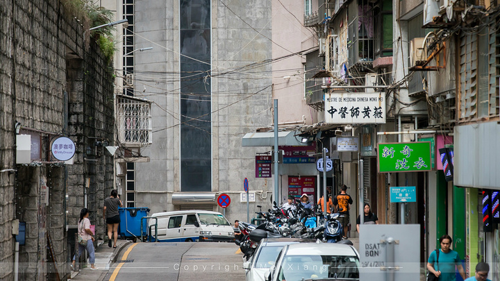 "西望洋山花园属于澳门半岛高档住宅小区，如今这里也成为了小众景点，因为山顶的圣母教堂而得名，不过..._西望洋山"的评论图片