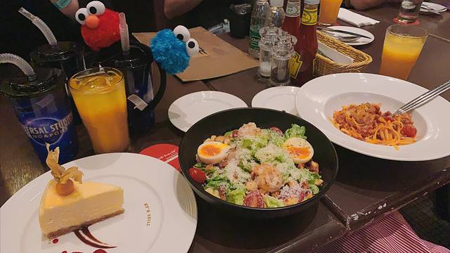 环球影城美食广场