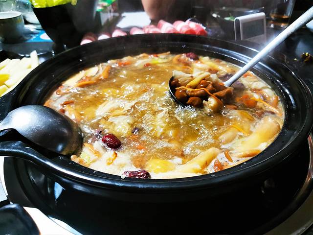 珍菌园·野生菌主题餐厅(告庄店)