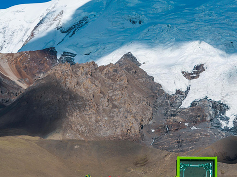 乃钦康桑雪山冰川旅游区旅游景点图片