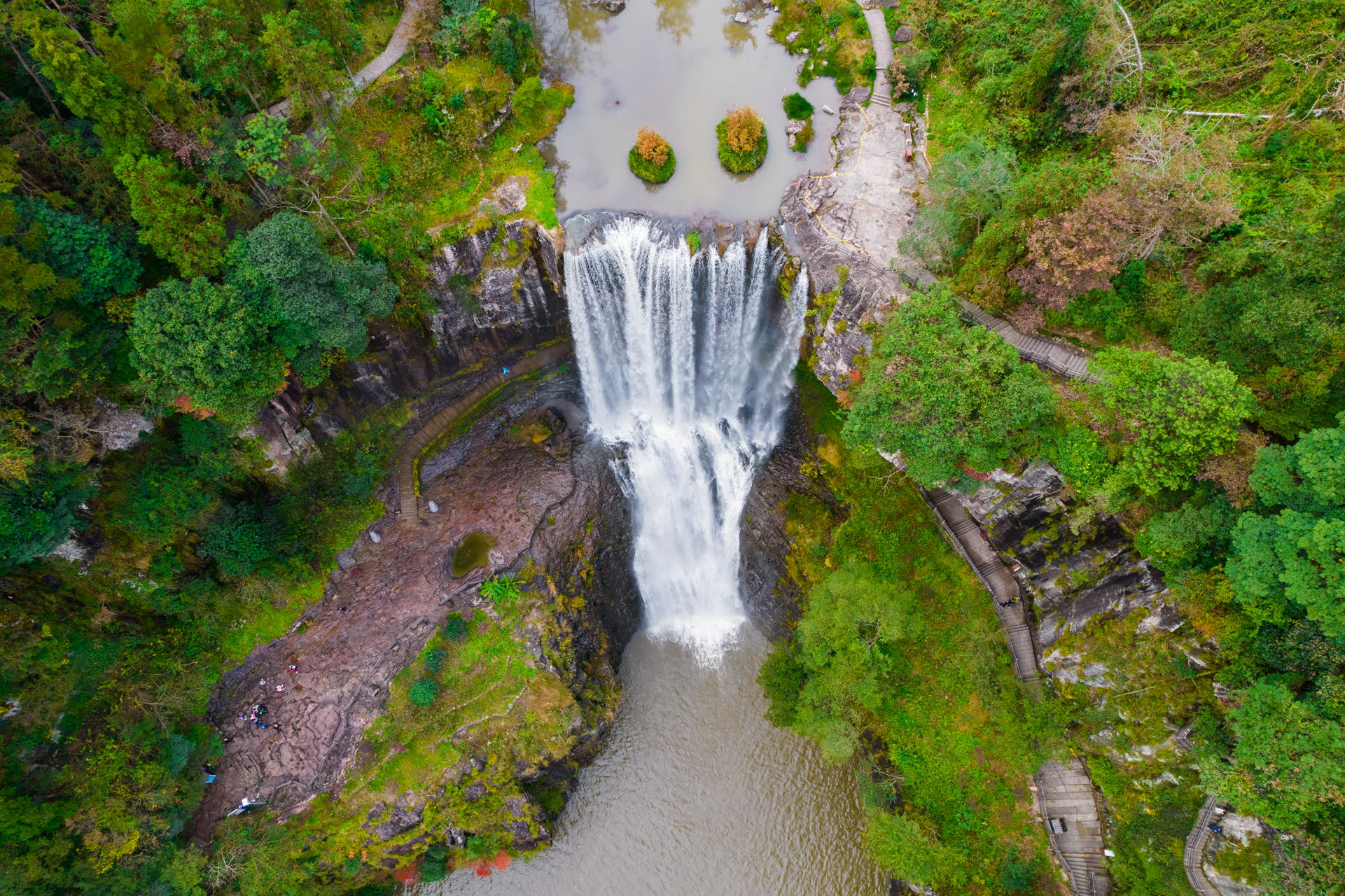 相约温州文成百丈漈，赴一场爱情之旅