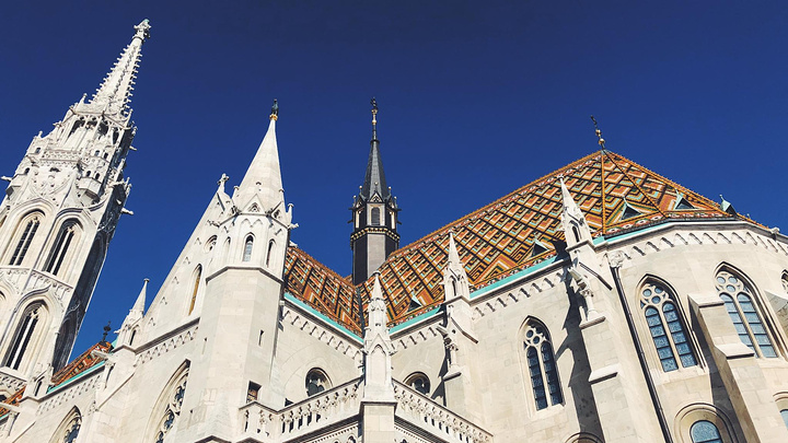 "次日的布达佩斯，措手不及给我们来了个超级好天气_马加什教堂"的评论图片