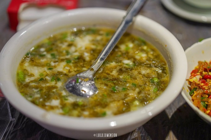 "推荐：鸭掌筋、酸萝卜炒肚丝、豆腐脑汤、腊味饭，真的巨好吃，特别是鸭掌筋_壹盏灯(蚂蚁工房店)"的评论图片