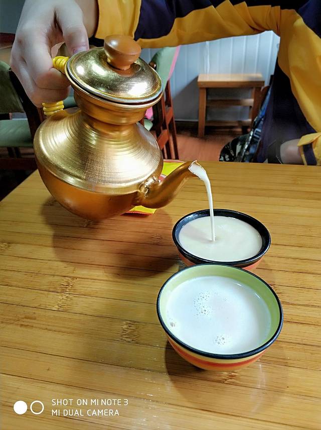 五彩雪域藏餐馆