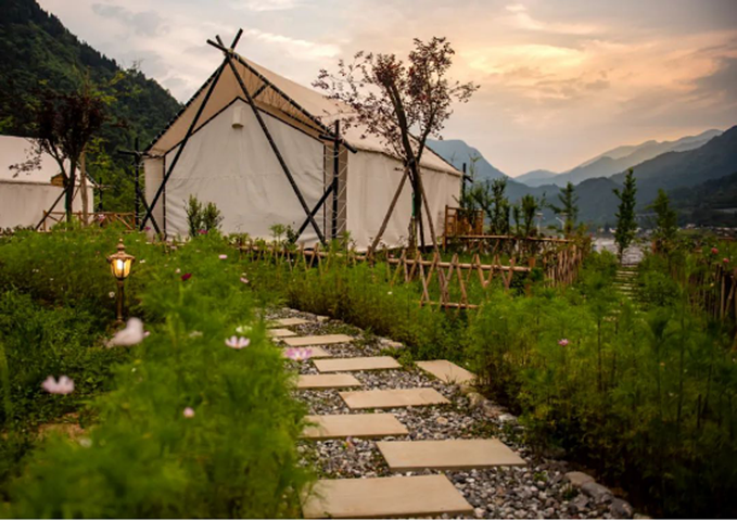 成都周边的宝藏露营地就藏在绵竹金色清平