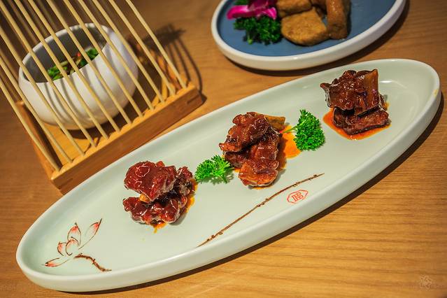 红馆东方泉都