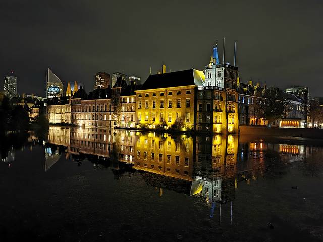 国会大厦与骑士楼