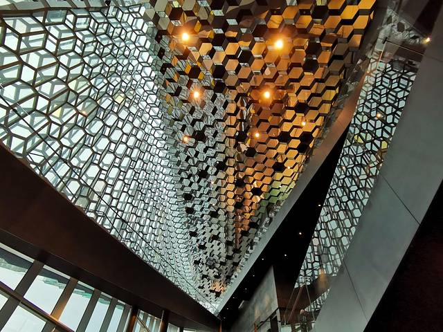 ﻿哈帕音乐厅和会议中心