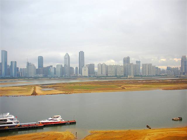 秋水广场赣江游轮