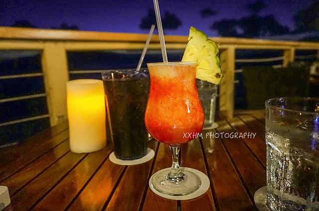 Cheeseburger In Paradise