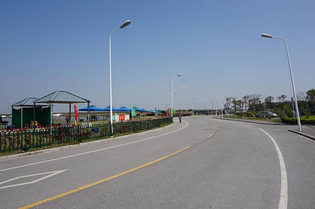 滴水湖露营烧烤区