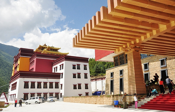 甘孜藏族自治州博物馆旅游景点图片