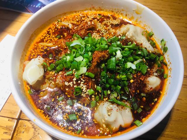 八二干海椒抄手