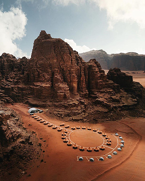瓦地伦露营地(Wadi Rum Accommodation Tour)旅游景点攻略图