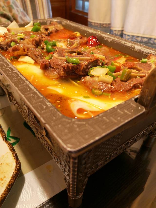 清真·伊然轩青海特色美食