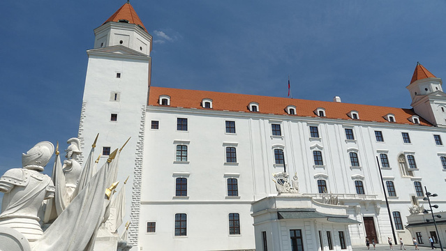 布拉迪斯拉发城堡旅游景点图片