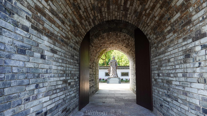 "台州府城文化旅游区（江南长城）门票+（东湖）门票有联票，价格是65，如果单买东湖，就是15元_台州府城文化旅游区"的评论图片