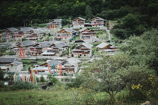 中查沟旅游景点图片