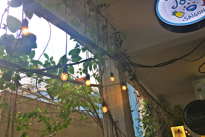"来胡志明市的咖啡公寓，度过一个悠闲惬意的午后_咖啡公寓"的评论图片