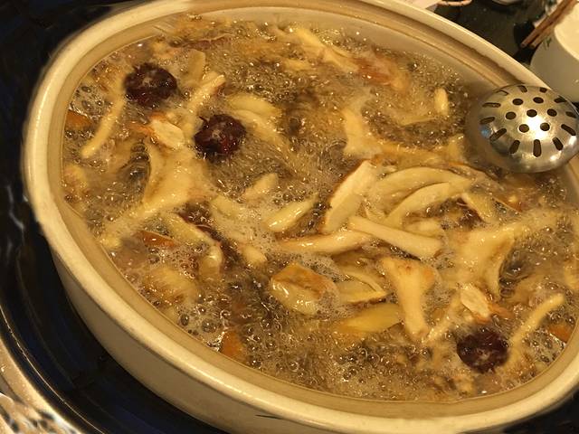 雪山云朵野生菌火锅(花马街店)