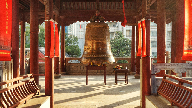 毗卢寺旅游景点图片
