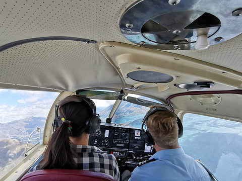 Learn to Fly NZ 瓦纳卡飞机训练营旅游景点攻略图